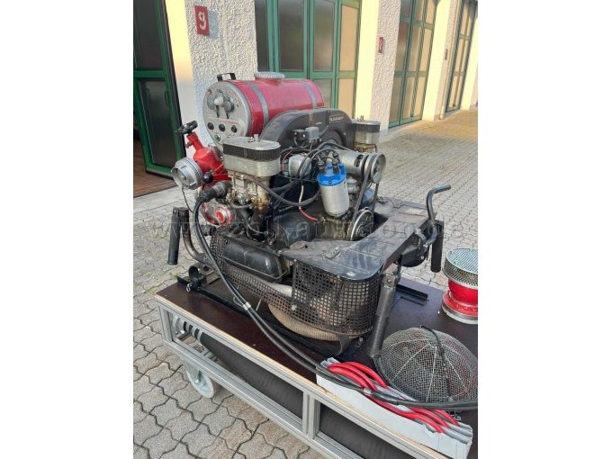 Tragkraftspritze hinten rechts