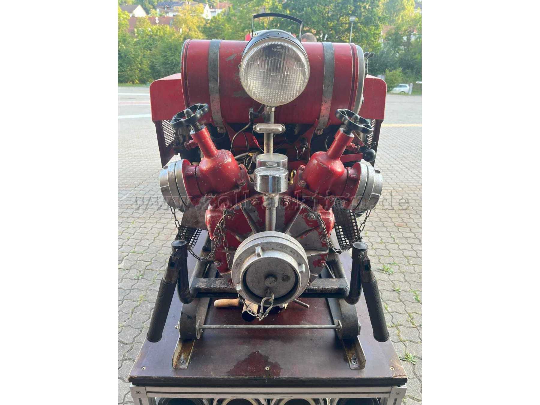 Tragkraftspritze vorne