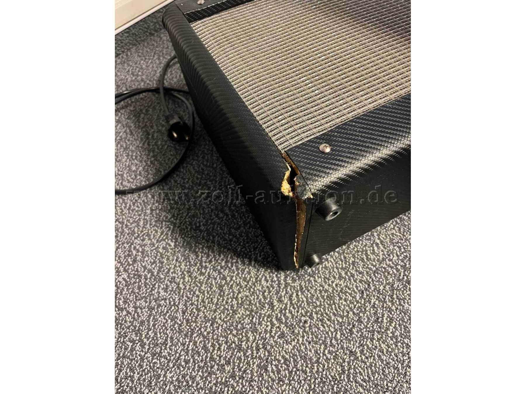 Beschädigung Fender Box