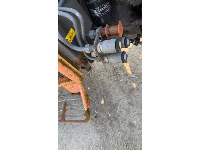 Ansicht Hydraulik vorne/mitte rechts