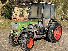 Traktor vorne links