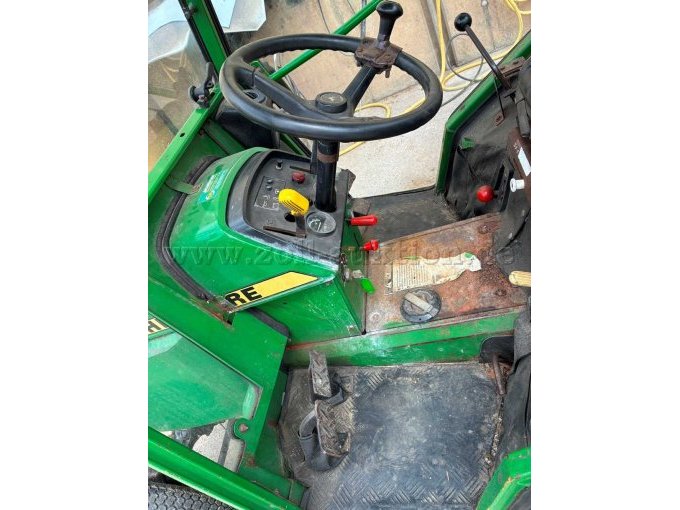 1 Zugmaschine Geräteträger John Deere 855 – foto 6 – kavel bij Zoll-Auktion, Kirchzarten