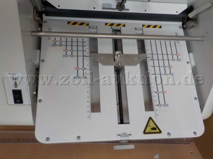 1 vouwmachine met twee zakken van Krug & Priester, type Ideal 8335 – foto 6 – kavel bij Zoll-Auktion, Nürnberg