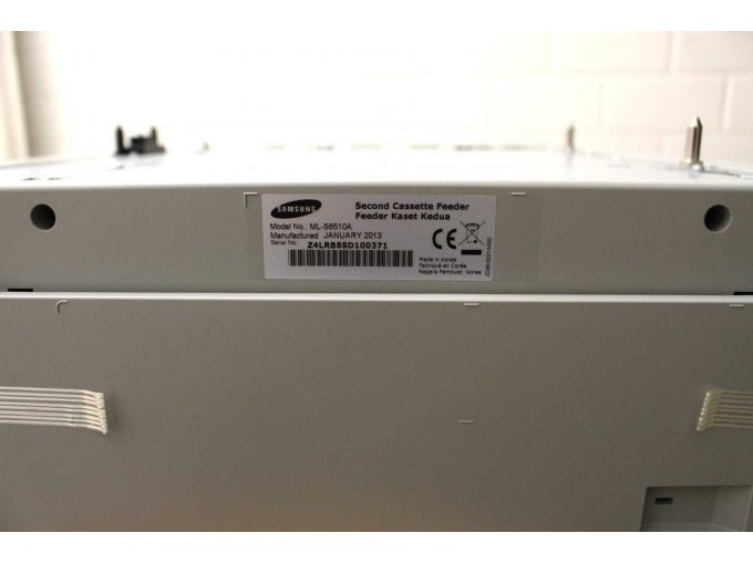 Hersteller- und Modellangabe