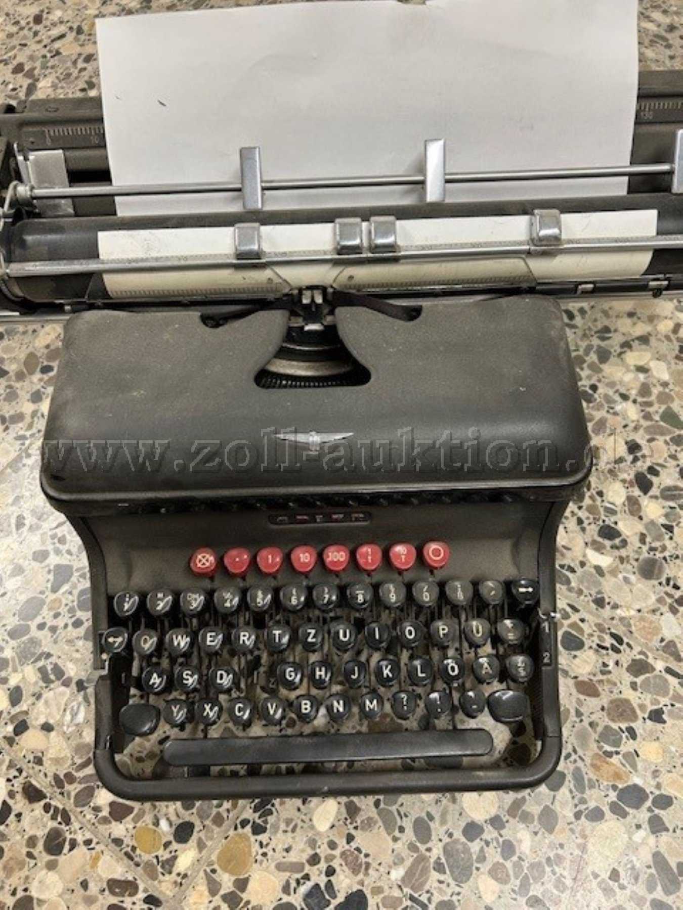 ZollAuktion 1 alte AdlerSchreibmaschine (ID 898847)
