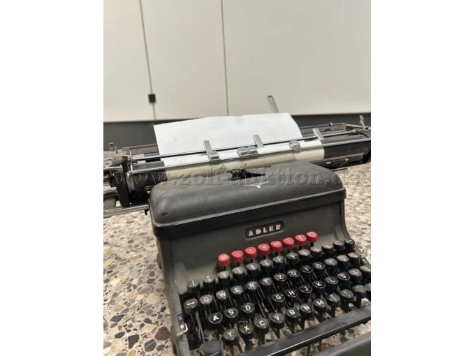 Schreibmaschine 1
