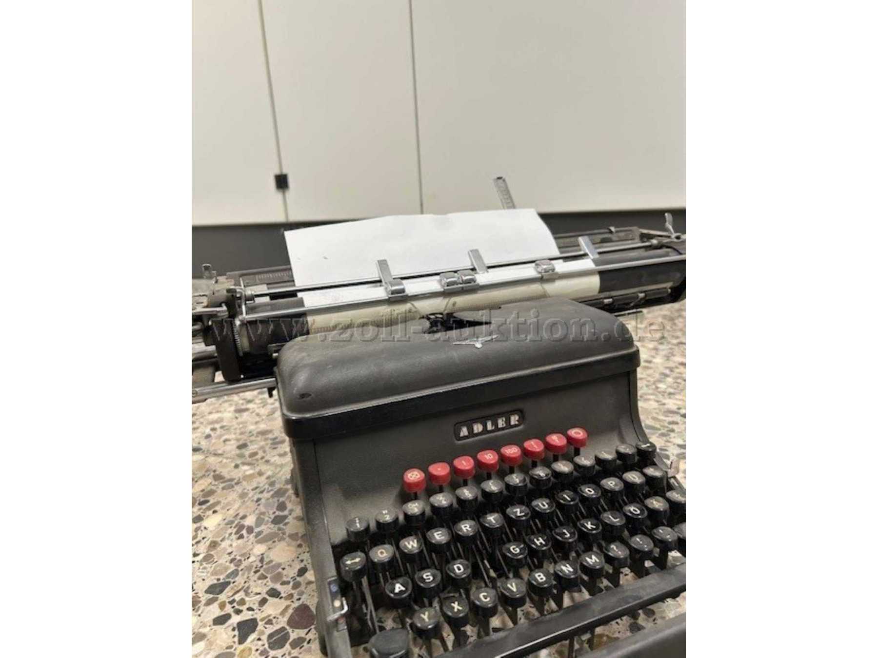 Schreibmaschine 1