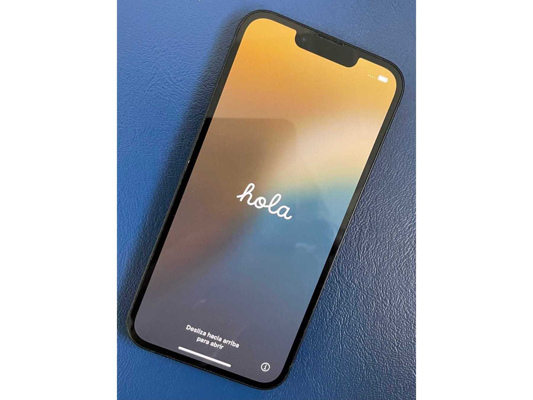 iPhone 13 Front
