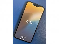 iPhone 13 Front