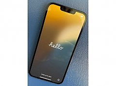 iPhone 13 Front