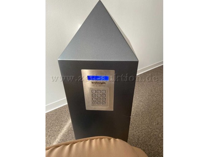 1 brainLight-ontspanningssysteem met massagestoel (relaxTower Gravity) – foto 6 – kavel bij Zoll-Auktion, Dresden