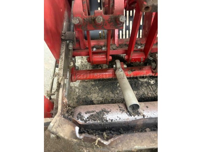 1 defekter Aerifizierer/Rasenlüfter Redexim BV, Modell VD7117 als Teileträger – foto 4 – kavel bij Zoll-Auktion, Handewitt