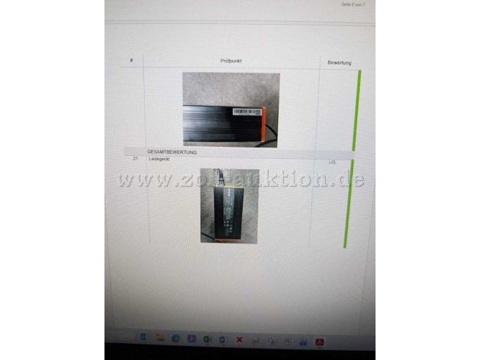 Bilder von Ladegerät