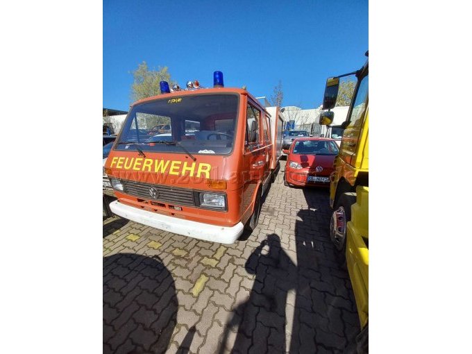Vorne links