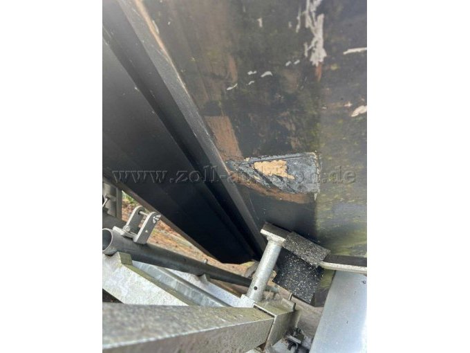 1 defektes Arbeitsboot aus Aluminium von Alu Bau MAACK inkl. Slipwagen und Trailer – foto 5 – kavel bij Zoll-Auktion, Kaiserslautern