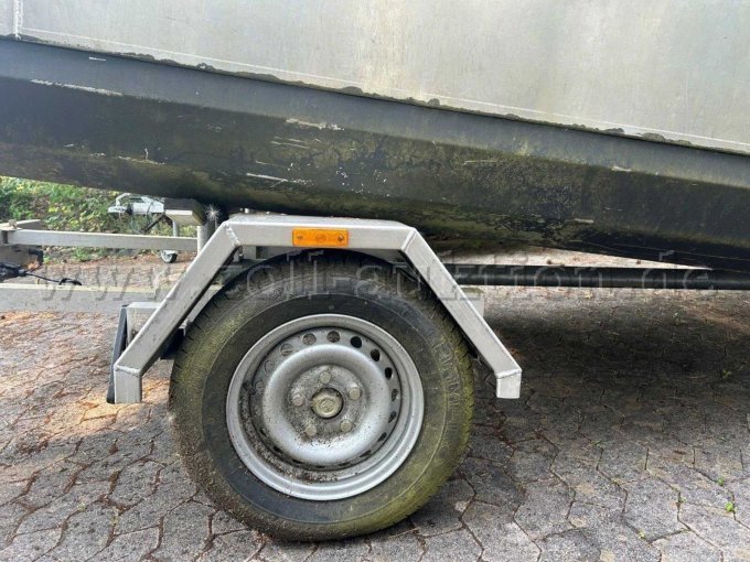 1 defektes Arbeitsboot aus Aluminium von Alu Bau MAACK inkl. Slipwagen und Trailer – foto 6 – kavel bij Zoll-Auktion, Kaiserslautern