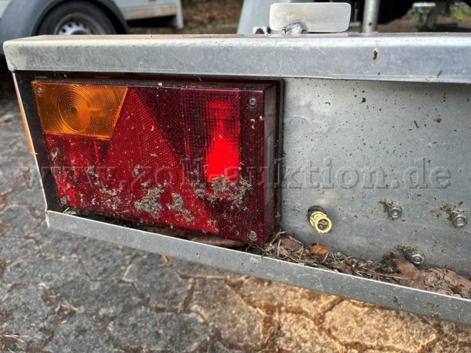 1 defektes Arbeitsboot aus Aluminium von Alu Bau MAACK inkl. Slipwagen und Trailer – foto 8 – kavel bij Zoll-Auktion, Kaiserslautern