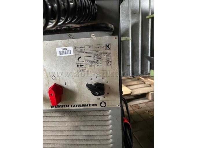 Schweißgerät_Ansicht Logo und techn. Daten