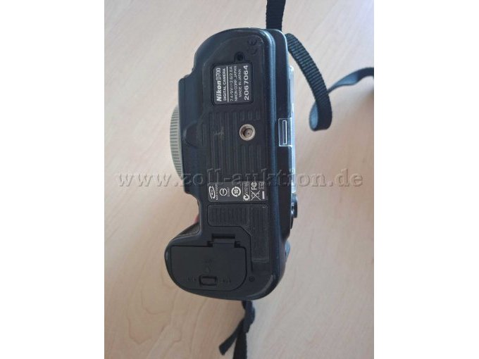 Nikon D700 Ansicht unten