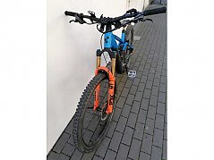 Frontansicht eBike Cube Stereo Hybrid