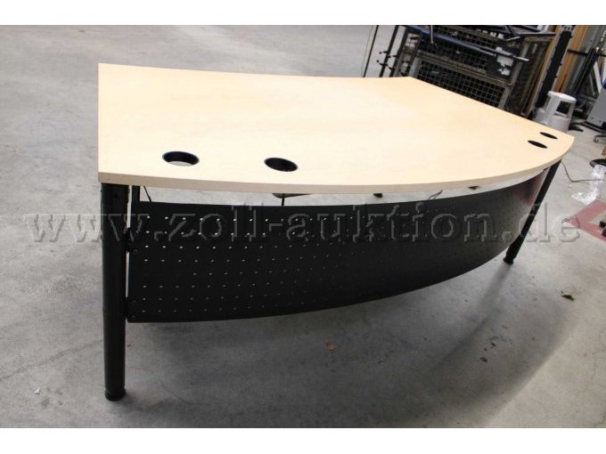 1 elektrisch höhenverstellbarer Schreibtisch von VS, gebraucht – foto 5 – kavel bij Zoll-Auktion, Berlin