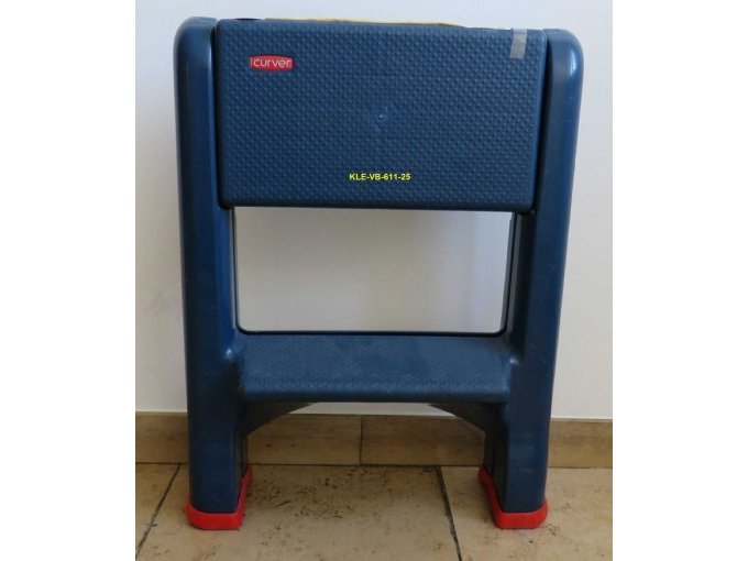 eingeklappt (Frontansicht)