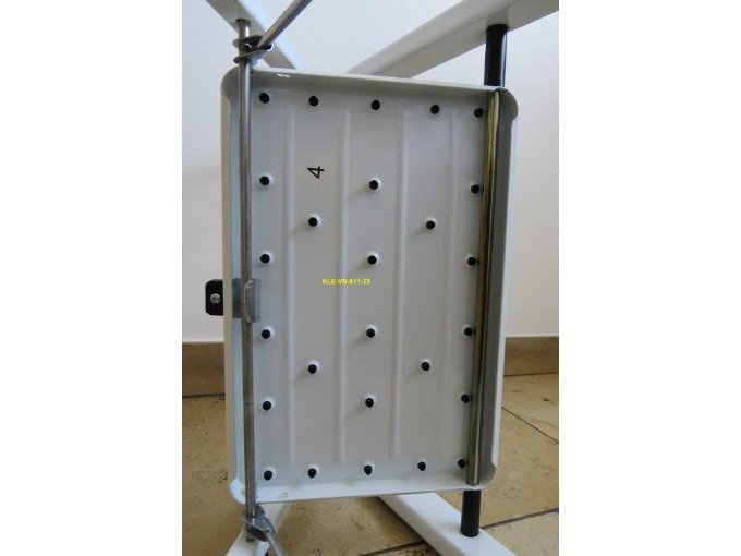 Verriegelung (oberster Tritt)