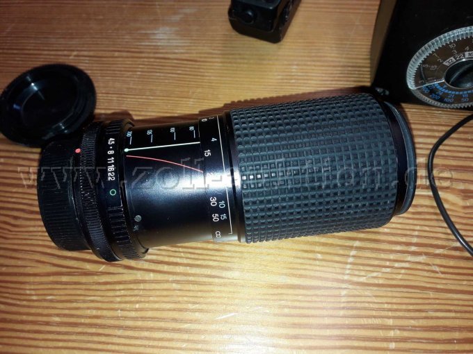 Objektiv RMC Tokina, Ansicht von der Seite