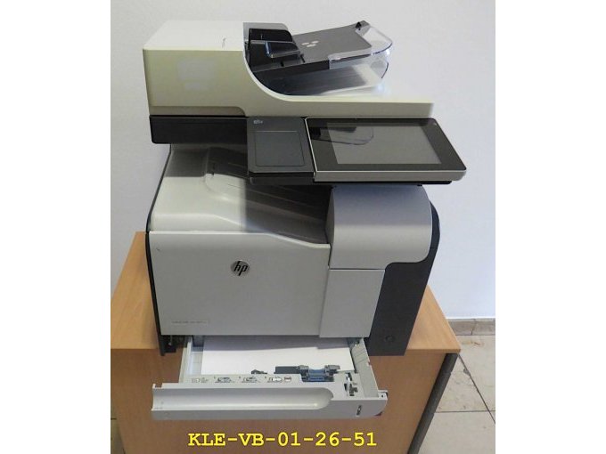 Papierfach geöffnet