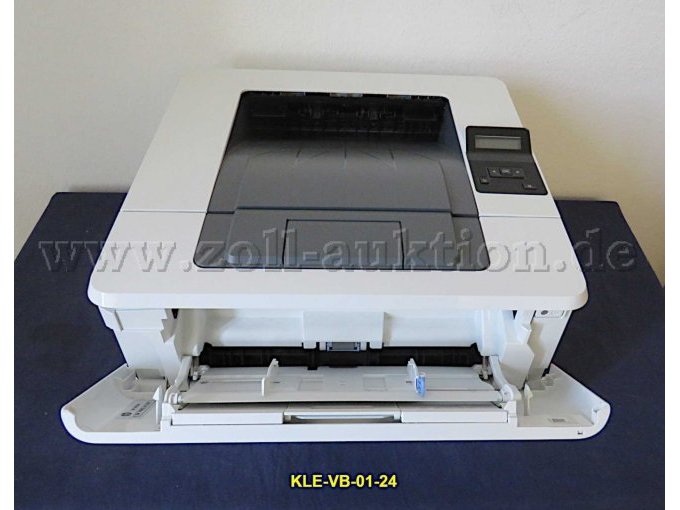 Klappe vorne geöffnet