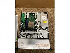 1 Server Primergy RX1330 M2 PR100A, Unterseite