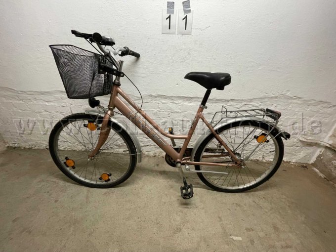 1 gebrauchtes Damenfahrrad, Hersteller Conquest, 26 Zoll – kavel bij Zoll-Auktion, Lehrte