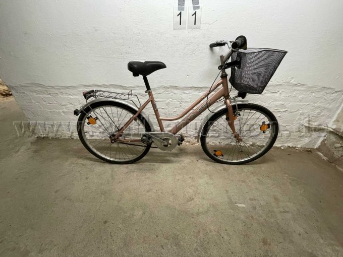 1 tweedehands damesfiets, merk Conquest, 26 inch – foto 2 – kavel bij Zoll-Auktion, Lehrte