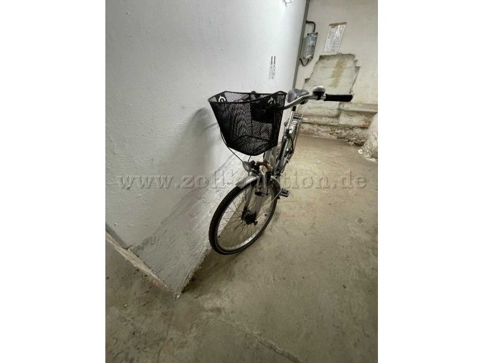 1 tweedehands damesfiets, merk Hanseatic, 26 inch – foto 3 – kavel bij Zoll-Auktion, Lehrte