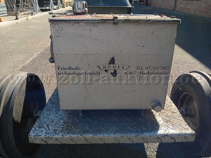 Detailansicht Hydrauliköltank von hinten