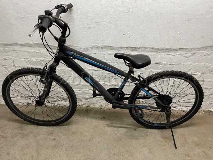 1 gebrauchtes Kindermountainbike, Hersteller Faster, 24 Zoll – kavel bij Zoll-Auktion, Lehrte