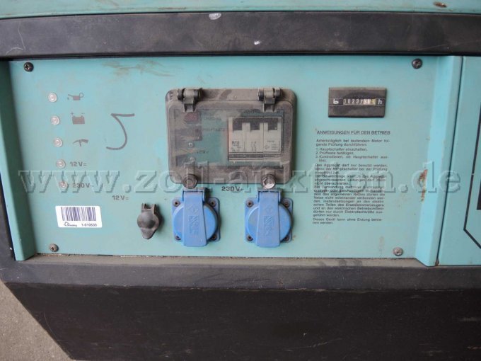 Sicherungen, Steckdosen 1x12V 2x230V
