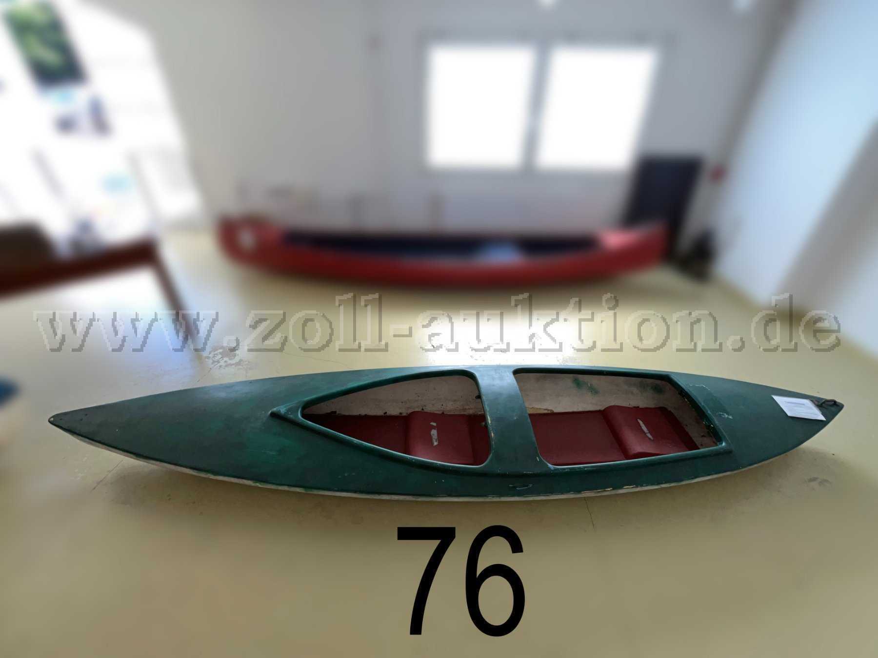 Gebrauchtes Zweier-Kayak von einer unbekannten Marke