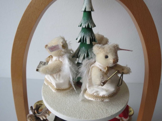 3 Engels-Figuren, oben