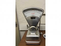 Front- Gesamtansicht Waage