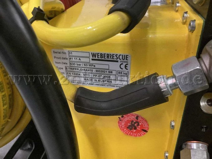 Rettungssatz
Typenschild Aggregat