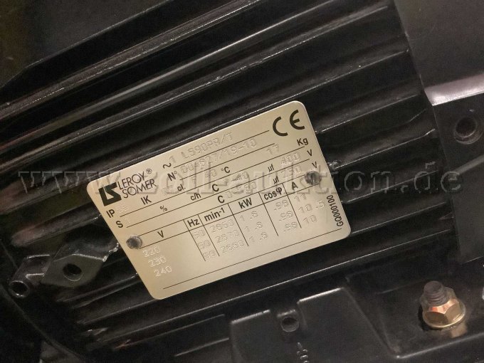 Rettungssatz
Typenschild Motor