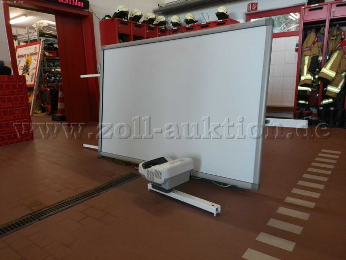 1 interaktive Tafel (gebraucht) Hersteller unbekannt – kavel bij Zoll-Auktion, Belgern