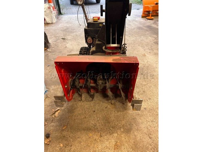 Schneefräse von vorne