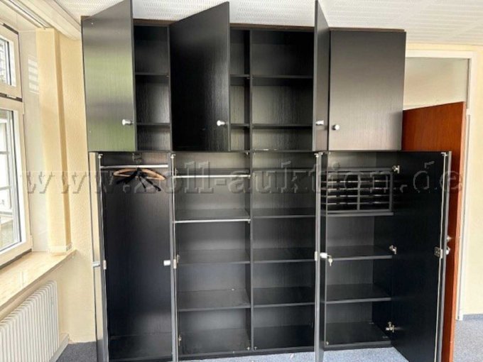 Schrank