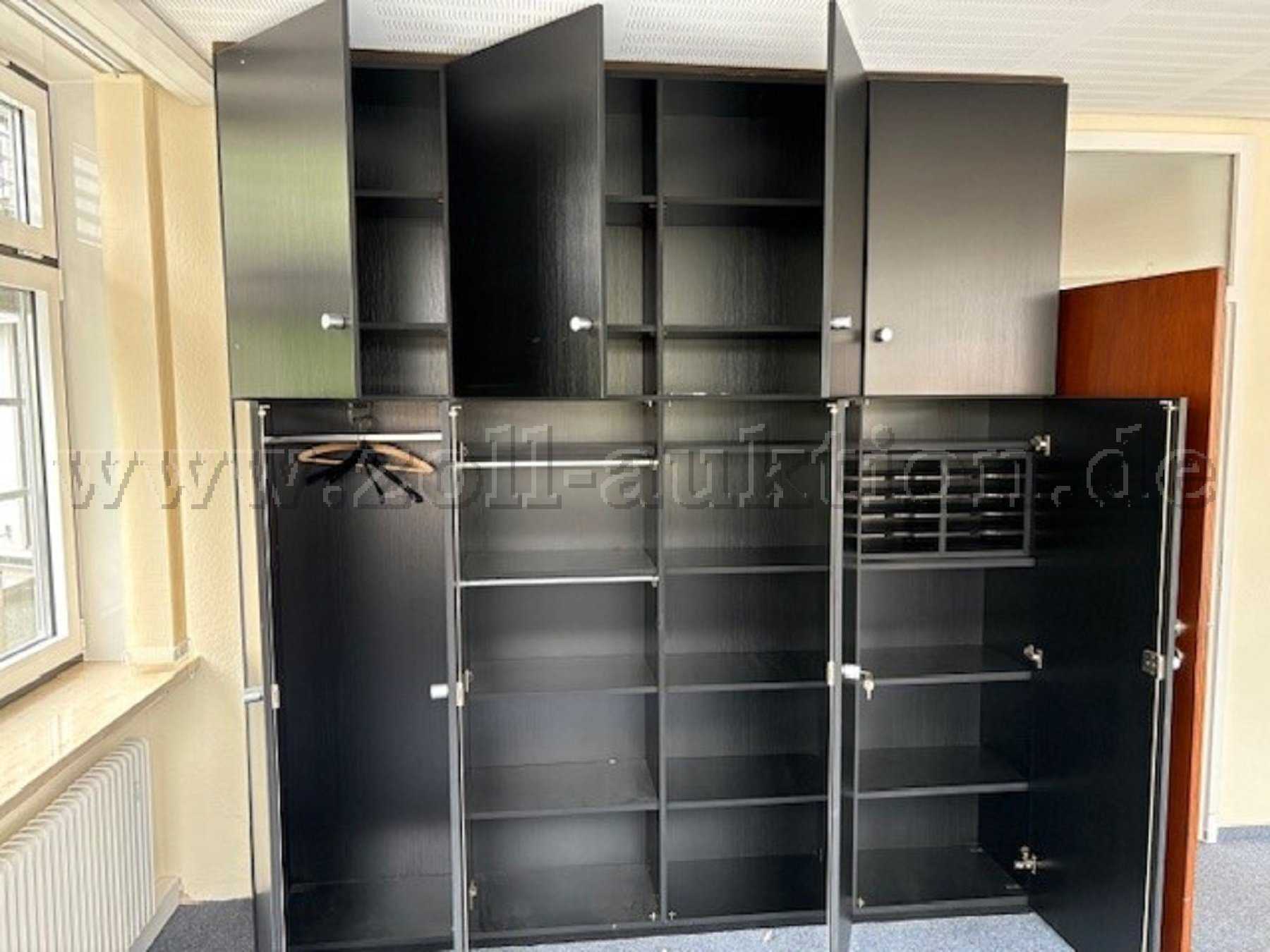 Schrank