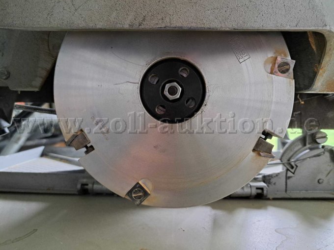 Ansicht der  Kervenfräse von der Seite