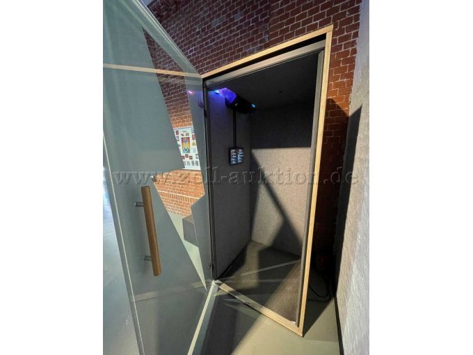 Kabine „Telefonbox Solo“ - Tür offen
