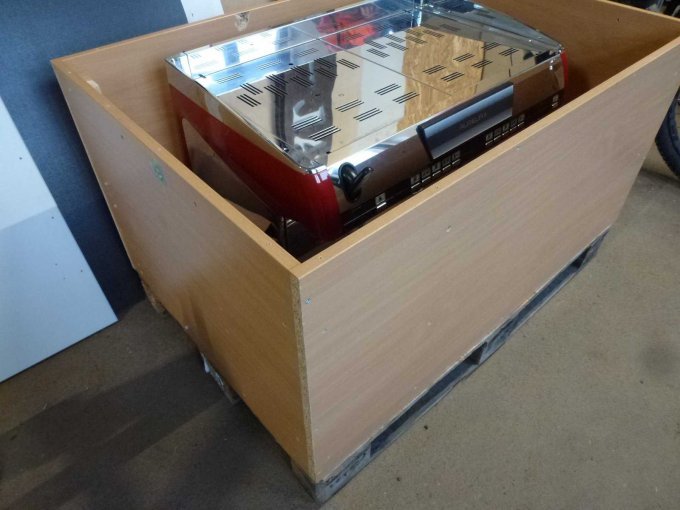 AURELIA II Kaffee-/Espessoautomat verpackt