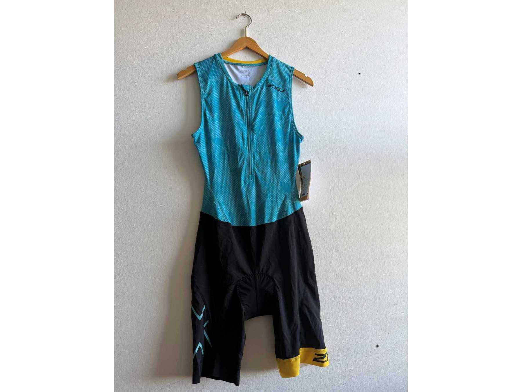 Trisuit von vorne